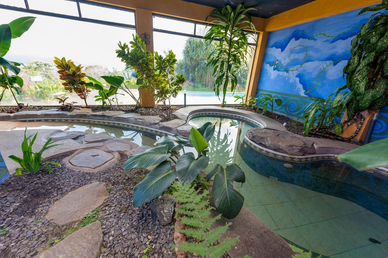 Lake Arenal Hotel And Brewery Tronadora Bagian luar foto