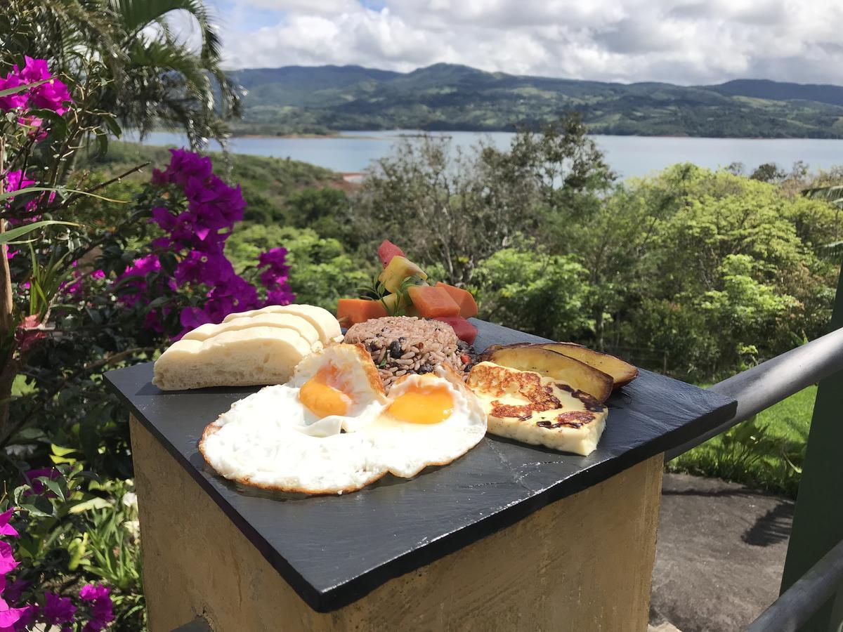 Lake Arenal Hotel And Brewery Tronadora Bagian luar foto